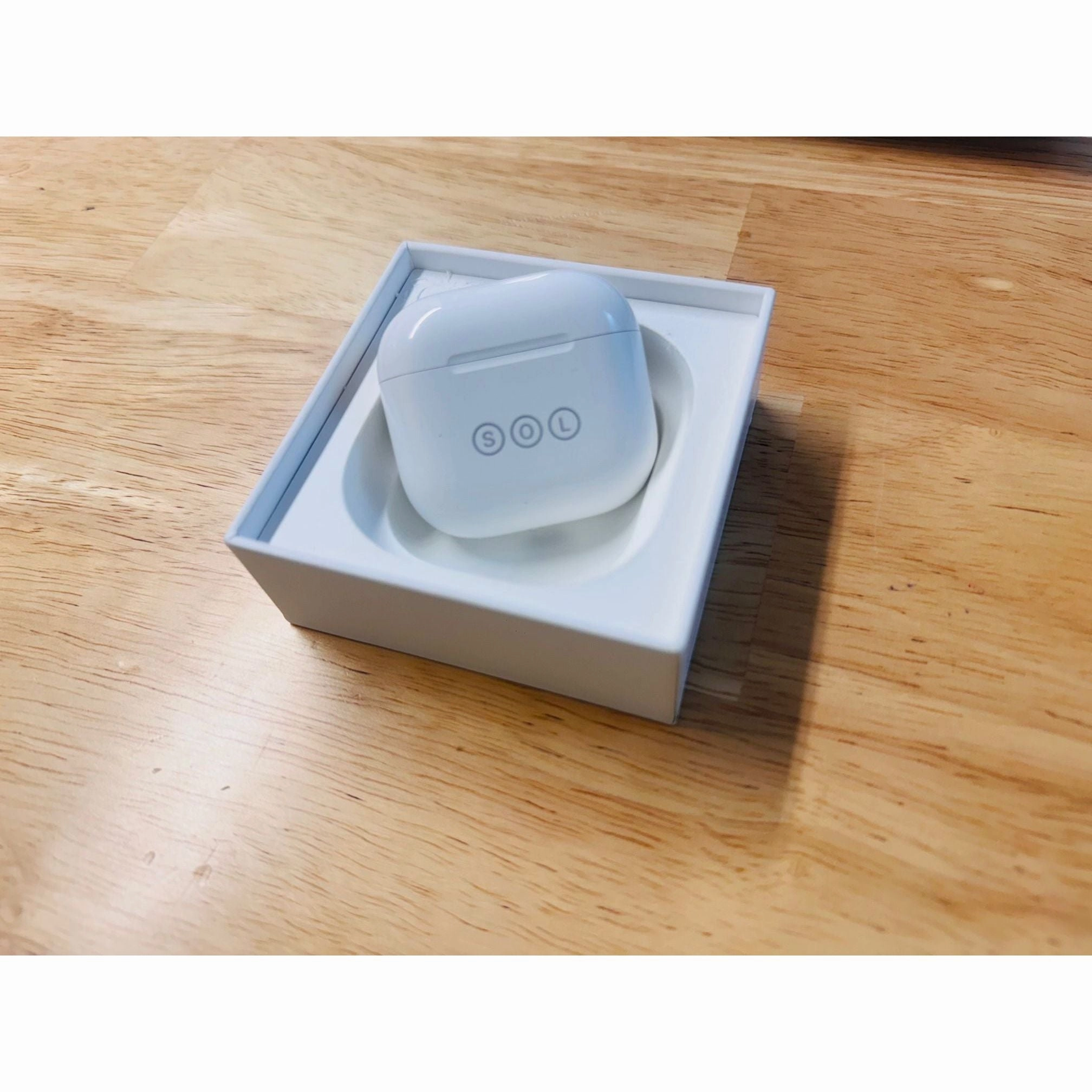 Apple AirPods 4 with USB-C  Active Noise Cancellation, Bluetooth, Adaptive Audio, Wireless Charging