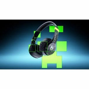 Beats Solo4 Minecraft Special Edition Wireless Headphones