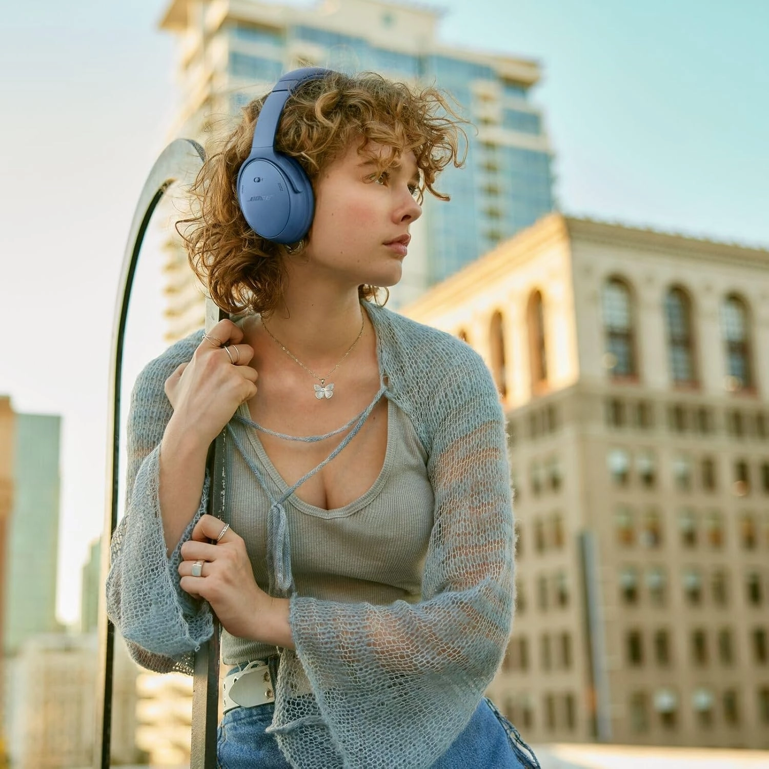 Bose QuietComfort Wireless Noise Cancelling Headphones  Blue Dusk (Limited Edition)