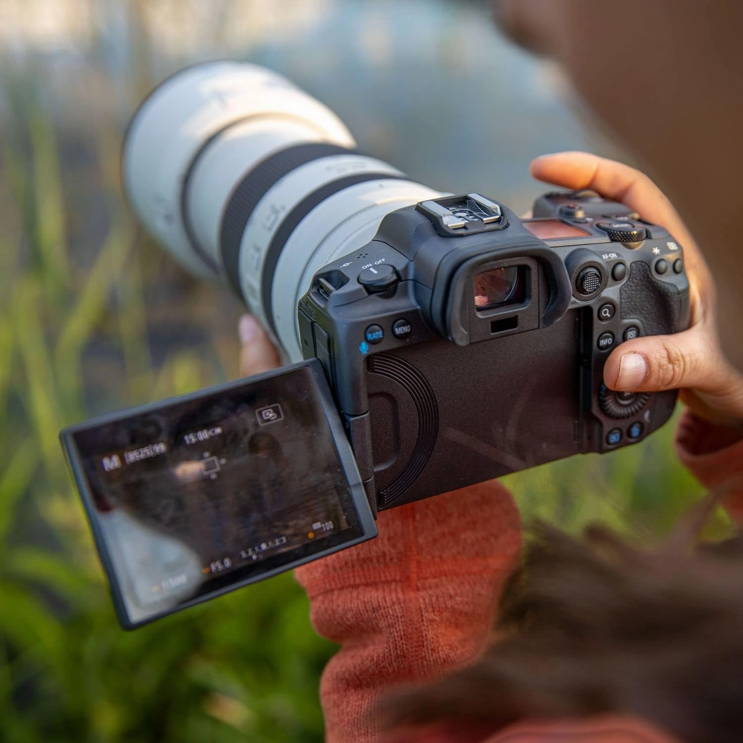 Canon EOS R5 Full-Frame Mirrorless Camera  45MP, 8K Video, Dual Card Slots, Body Only