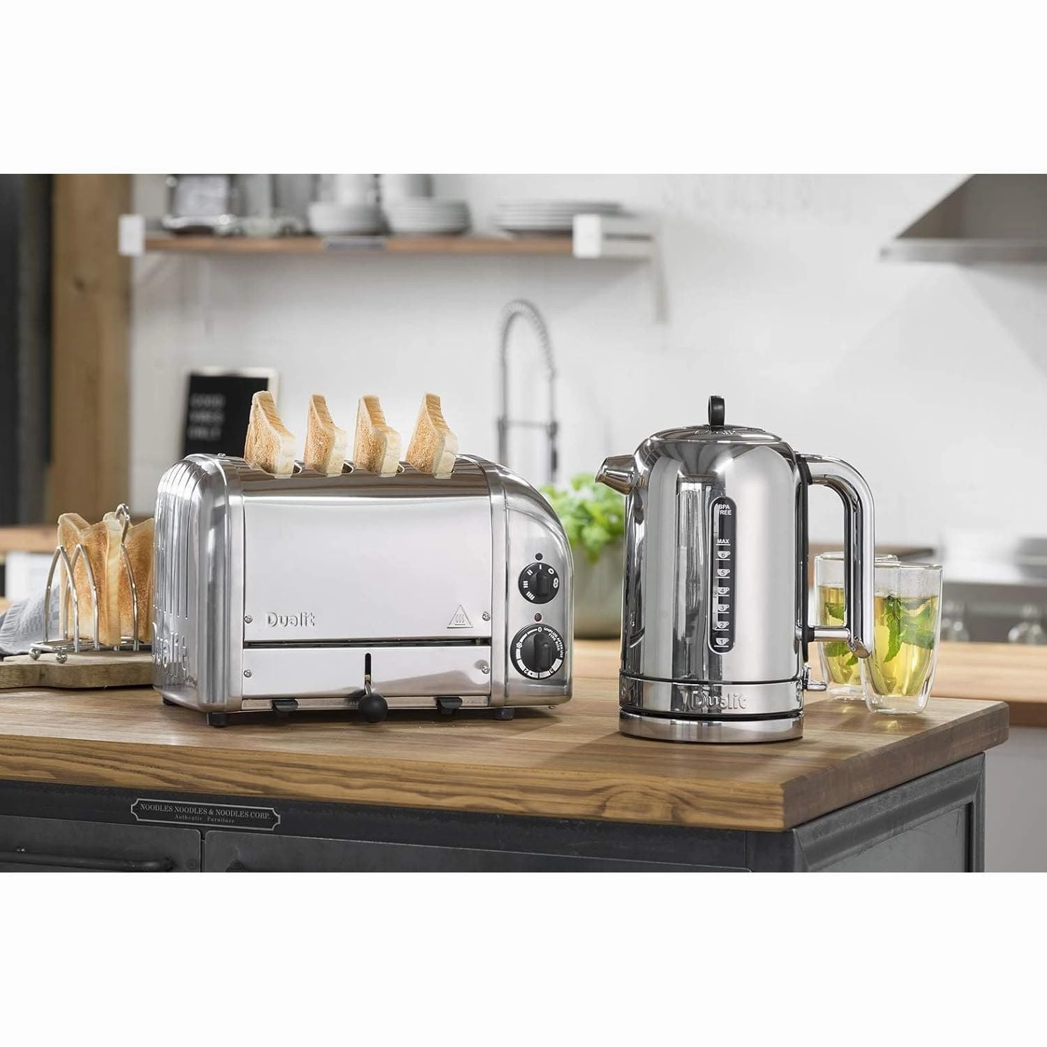Dualit Classic 4 Slice Vario Toaster - 47030 (UK Adapter Included) - Stainless Steel