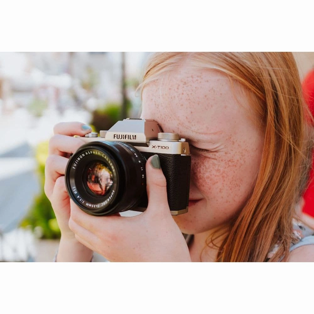 FUJIFILM X-T100
