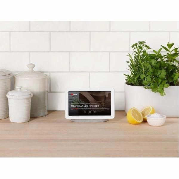 Google Nest Hub 7" Smart Display with Voice Control & Assistant