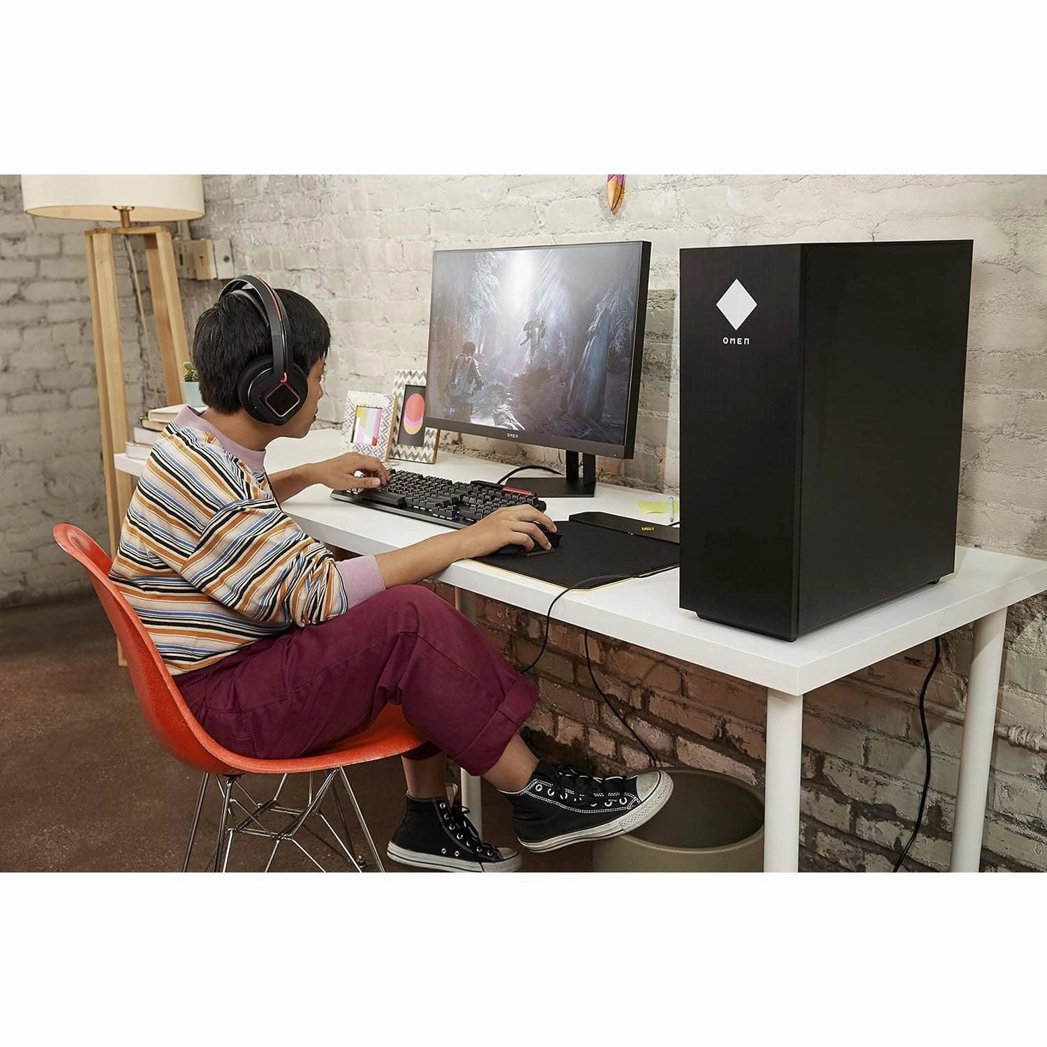 HP OMEN GT13-1049na Intel? Core? i9 i9-11900K 32 GB DDR4-SDRAM 3 TB HDD SSD NVIDIA GeForce RTX 3080 Ti Windows 11 Home Tower PC Black