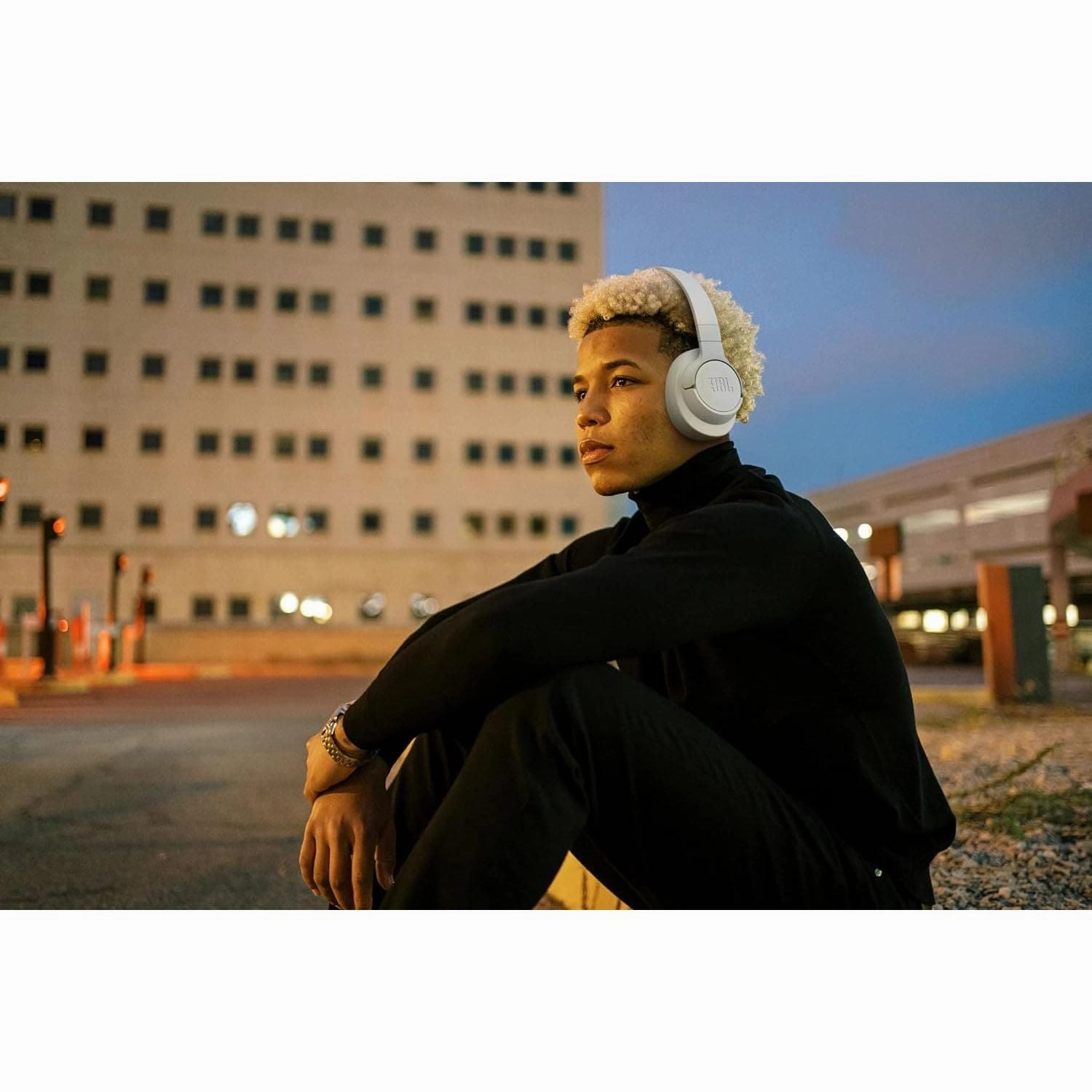 JBL Tune 720BT Over-Ear Wireless Headphones - Black