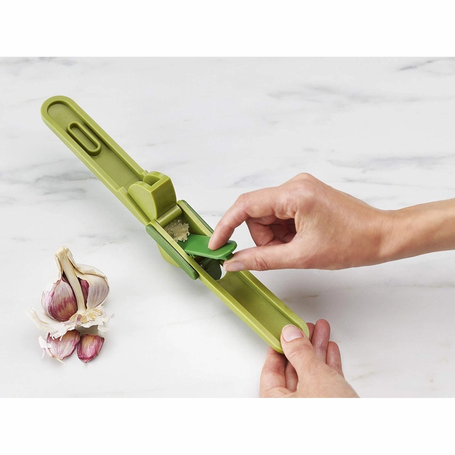 Joseph Joseph CleanForce Garlic Press  Green (16 cm)