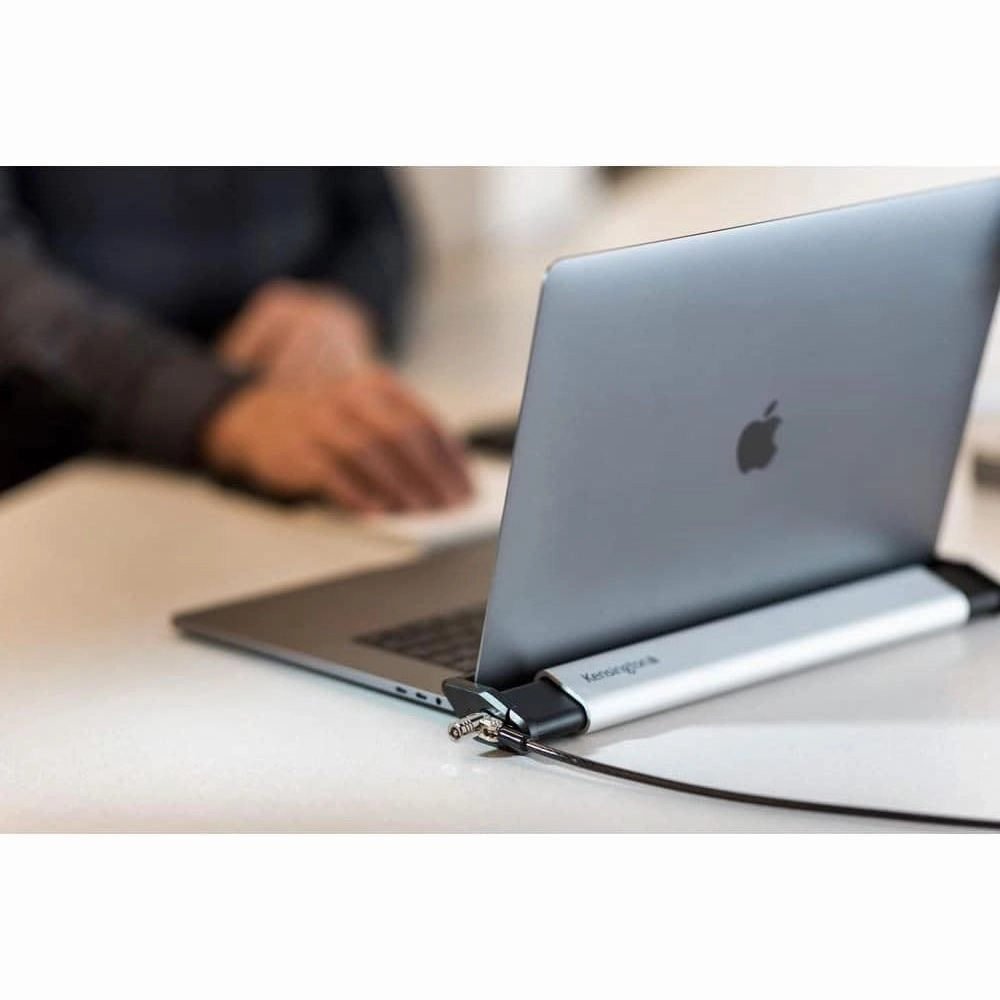 Kensington Laptop Locking Station with MicroSaver 2.0