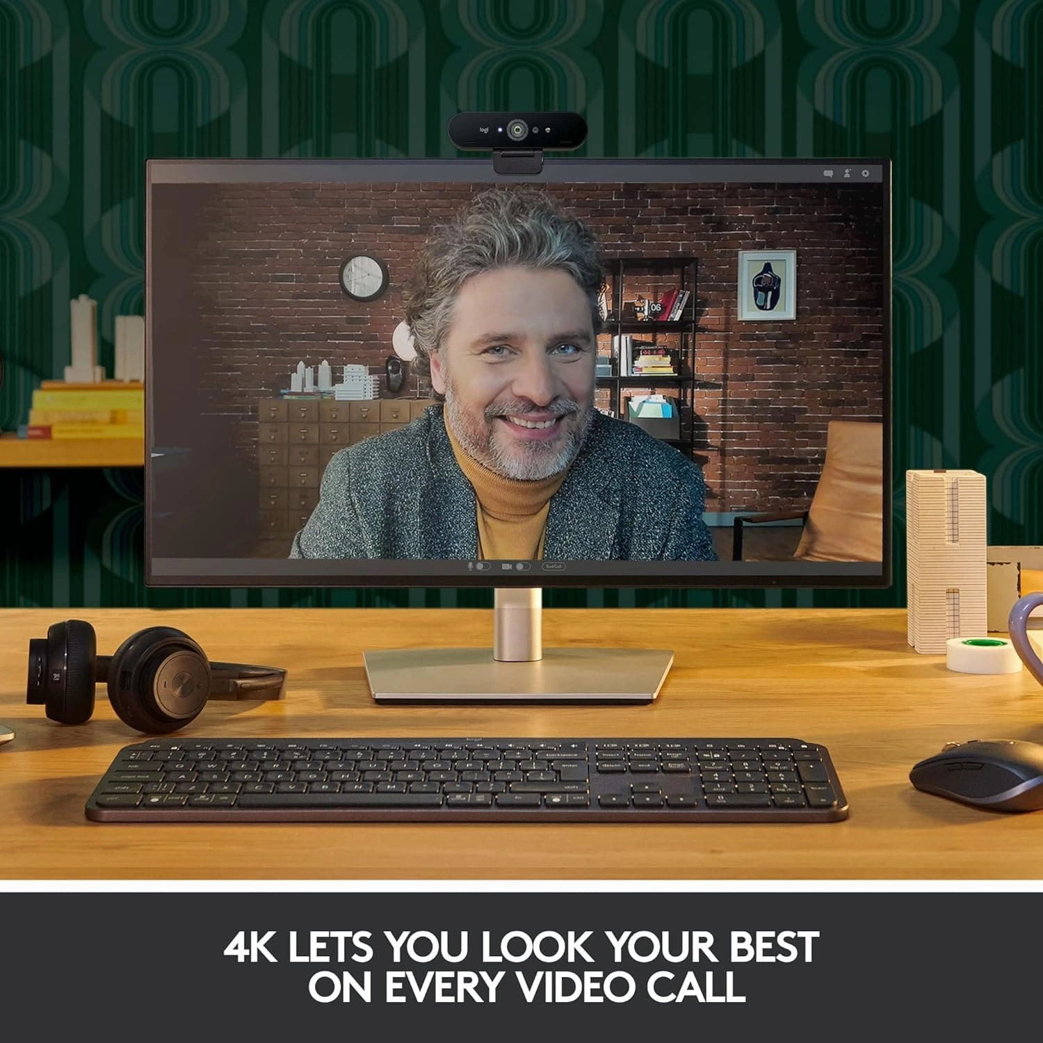 Logitech Brio Stream Webcam - Ultra 4K HD Video Calling, Noise-Cancelling Mic, HD Auto Light Correction, Wide Angle, Compatible with Microsoft Teams, Zoom, Google Meet on PC / Mac, Streaming - Black