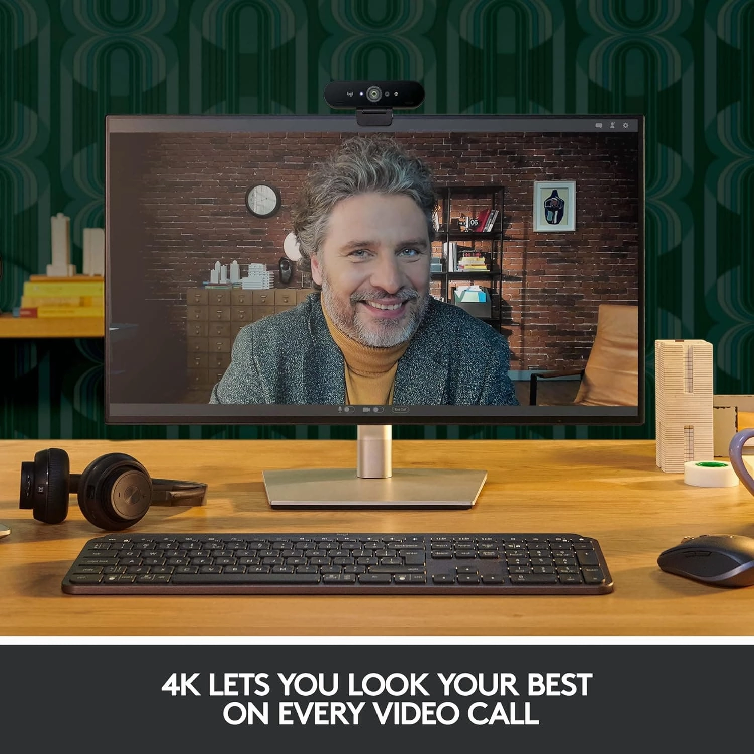 Logitech Brio Stream Webcam - Ultra 4K HD Video Calling, Noise-Cancelling Mic, HD Auto Light Correction, Wide Angle, Compatible with Microsoft Teams, Zoom, Google Meet on PC / Mac, Streaming - Black
