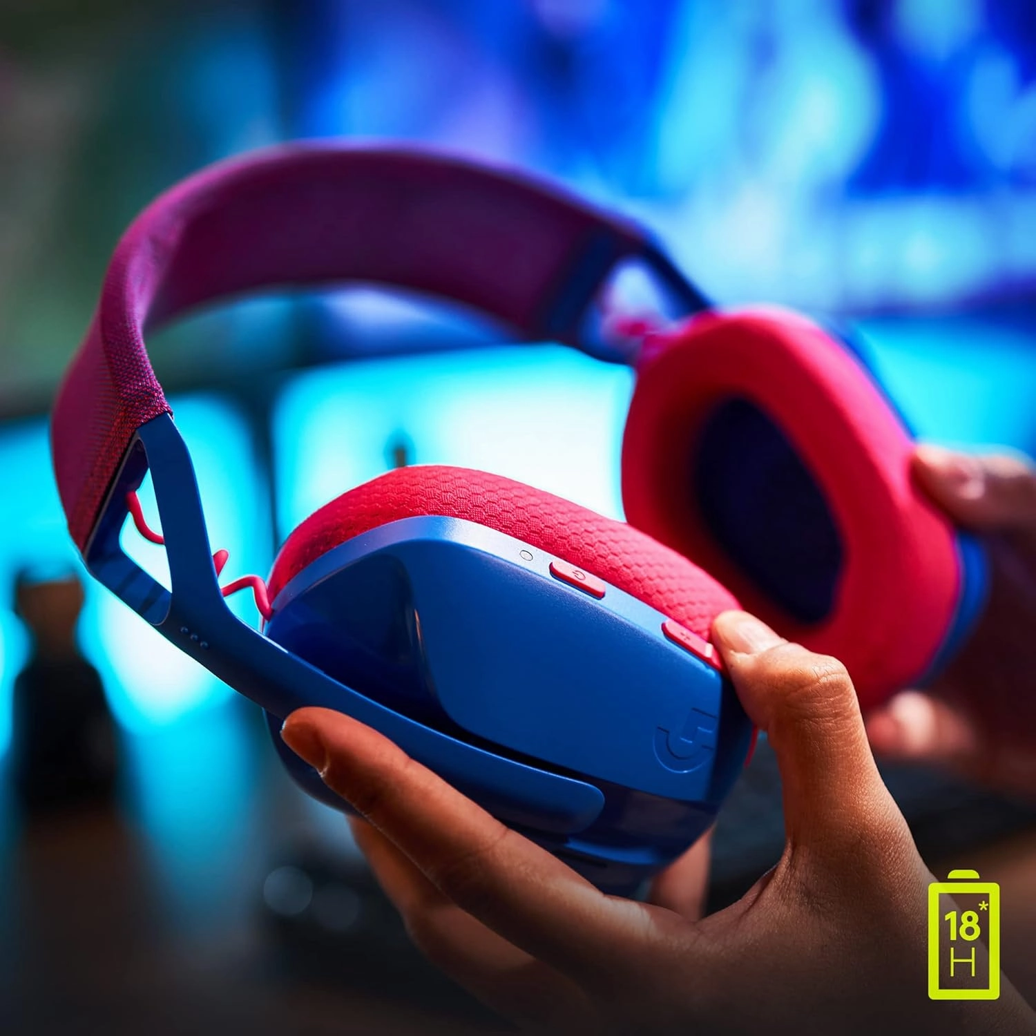 Logitech G435 Wireless Gaming Headset, Ultra-Lightweight 165g, 18h Battery, Built-in Mics, Dolby Atmos - PC, PS4, PS5, Switch