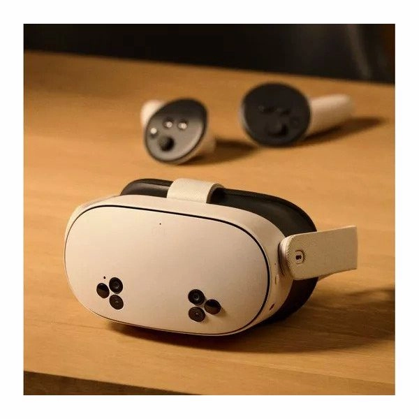 Meta Quest 3S VR Headset (With Controllers) - 128GB