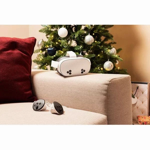 Meta Quest 3S VR Headset (With Controllers) - 128GB
