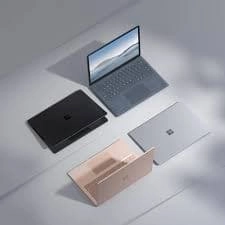 Microsoft Surface Laptop 3 15" i5-1035G7, 8GB RAM, 256GB SSD  Rose Gold