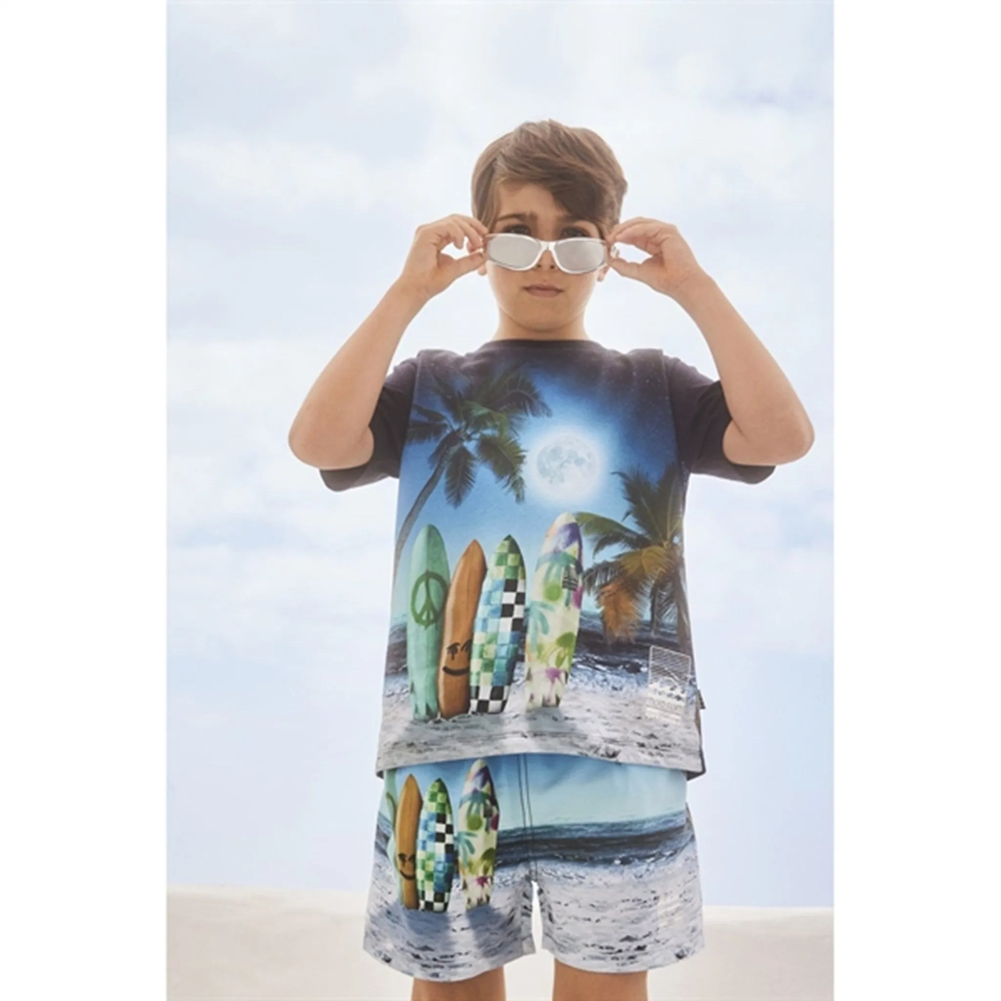 Molo Sunset Surfer Niko Boardies