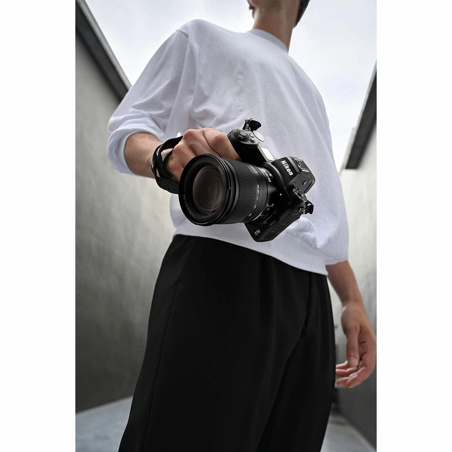 Nikon NIKKOR Z 24-70mm f/4 S Lens for Mirrorless Cameras