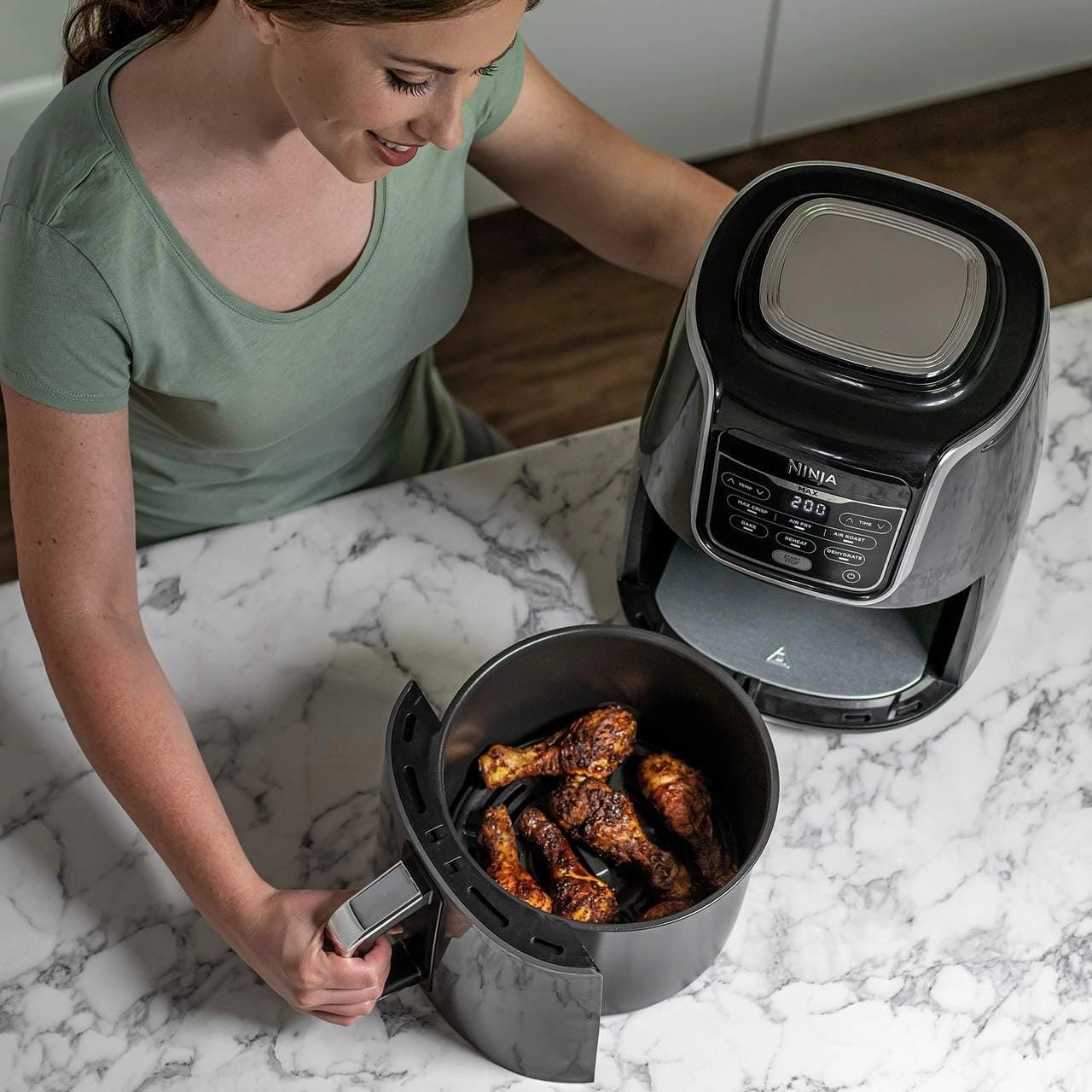 Ninja Air Fryer MAX, 5.2L, 6-in-1, Uses No Oil, Air Fry, Max Crisp, Roast, Bake, Reheat, Dehydrate, Family Size, Digital, Cook From Frozen, Non-Stick, Dishwasher Safe Basket, Grey & Black