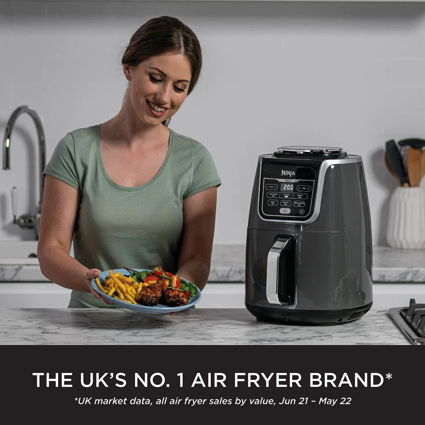 Ninja Air Fryer MAX, 5.2L, 6-in-1, Uses No Oil, Air Fry, Max Crisp, Roast, Bake, Reheat, Dehydrate, Family Size, Digital, Cook From Frozen, Non-Stick, Dishwasher Safe Basket, Grey & Black, AF160UK