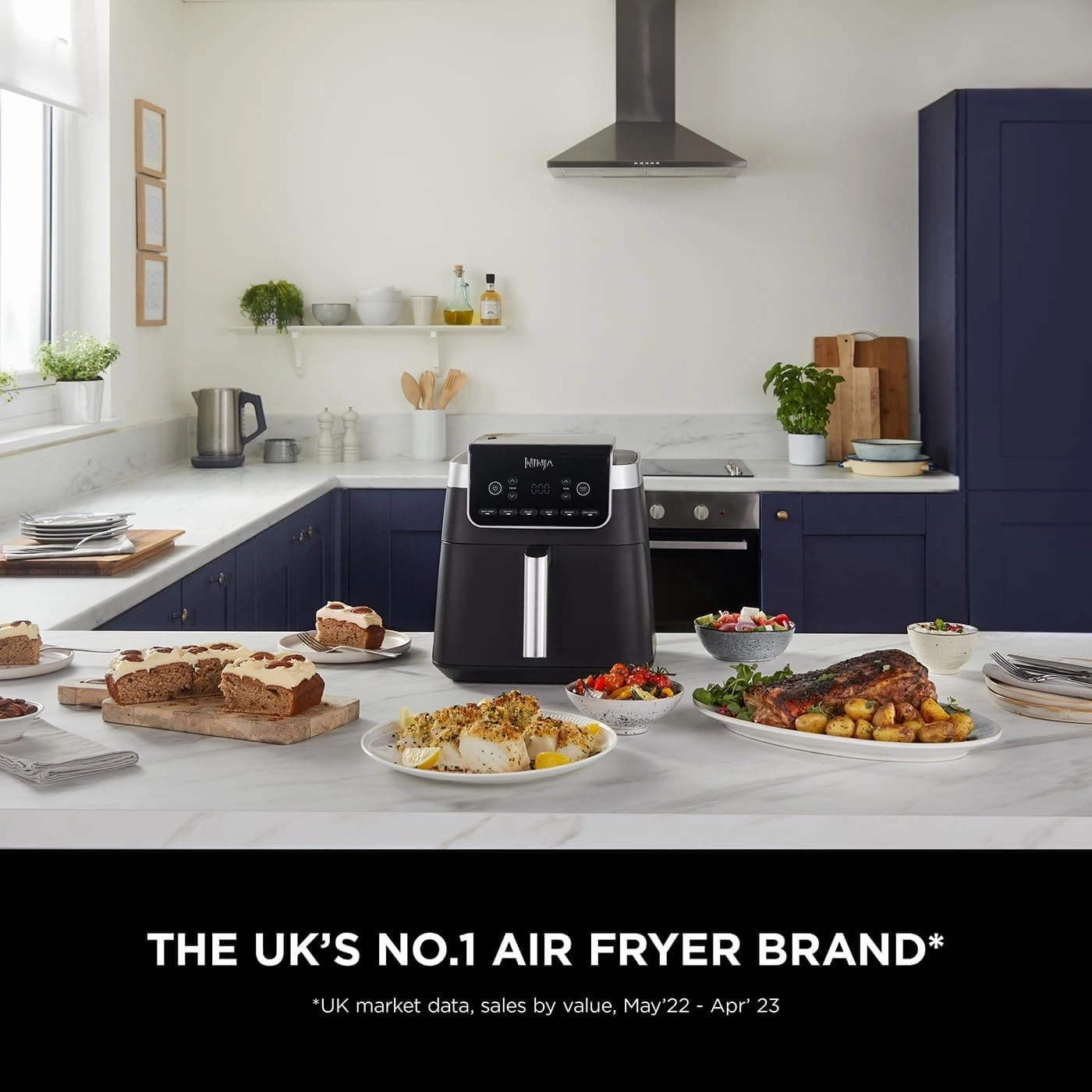 Ninja Air Fryer MAX PRO, 6.2L, Uses No Oil, Large Square Single Drawer, Roast, Bake, Air Fry, Family Size, Digital, Cook From Frozen, Non-Stick, Dishwasher Safe Basket & Crisper Plate, Grey, AF180UK