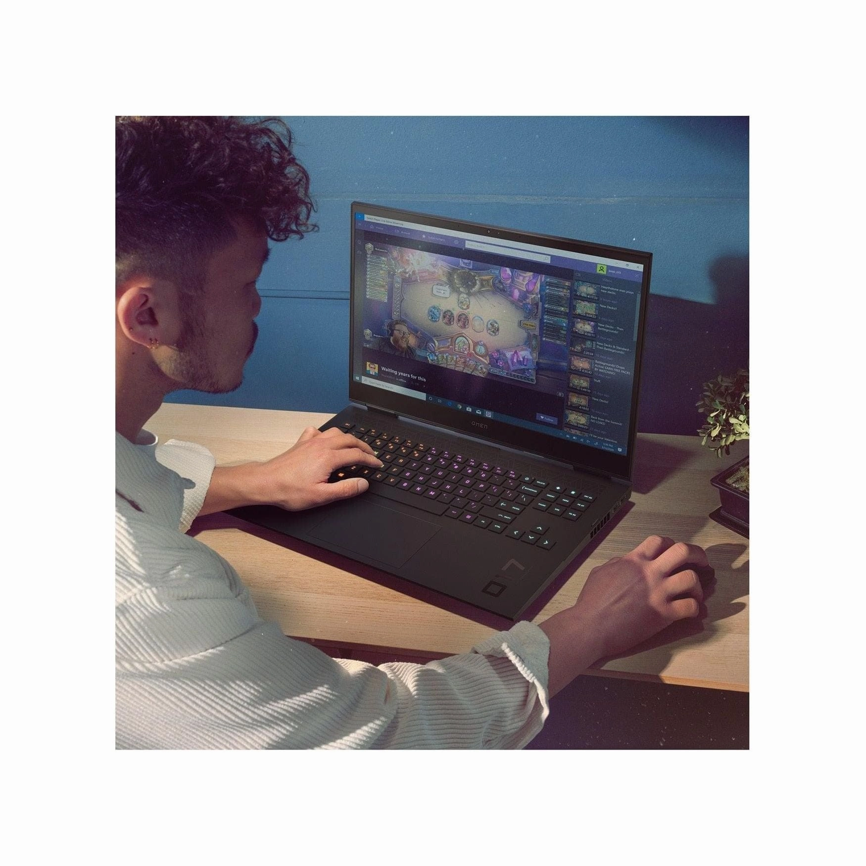 OMEN by HP 17-ck0000na Gaming LaptoP, Intel Core i7 11800H, 32GB, 1TB SSD, NVIDIA GeForce RTX 3080