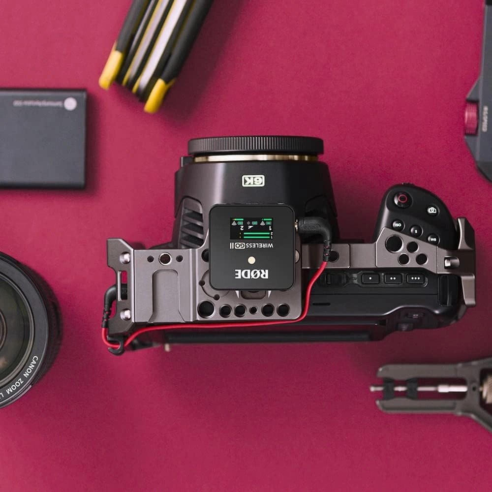 R?DE Wireless GO II Ultra-compact Dual-channel Wireless Microphone System with Built-in Microphones, On-board Recording and 200m Range for Filmmaking, Interviews and Content Creation