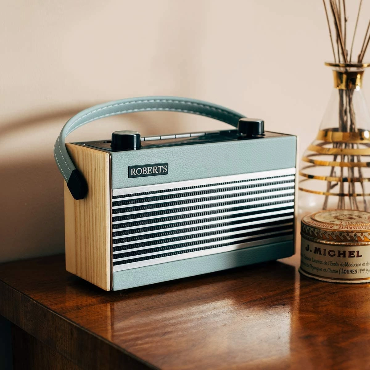 Roberts Rambler BT Retro/Digital Portable Bluetooth Radio with DAB/DAB /FM RDS Wavebands - Blue