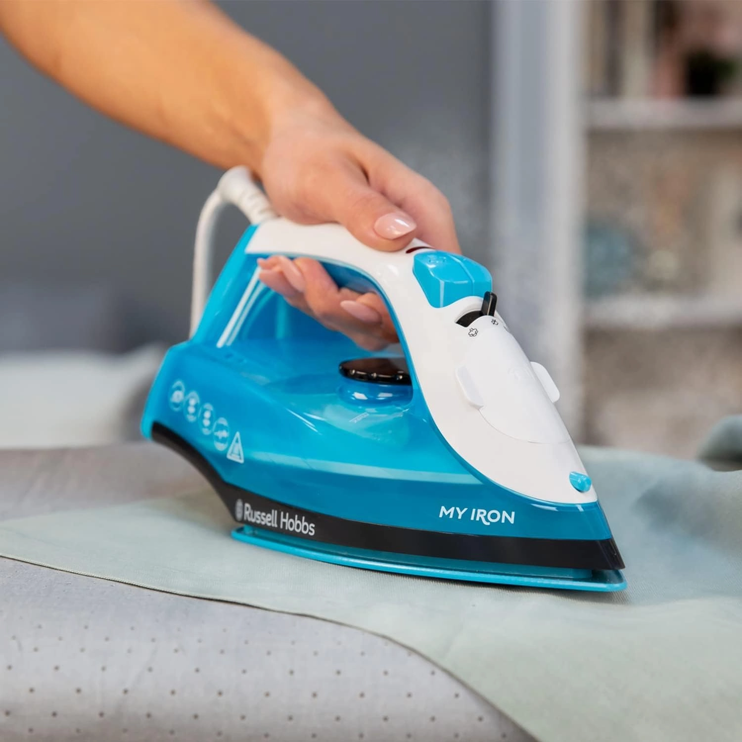 Russell Hobbs My Iron Steam Iron (25580)  1800W, Ceramic Soleplate, 260ml Water Tank, 120g Steam Shot, 28g Continuous Steam, Self-Clean, 2m Cord