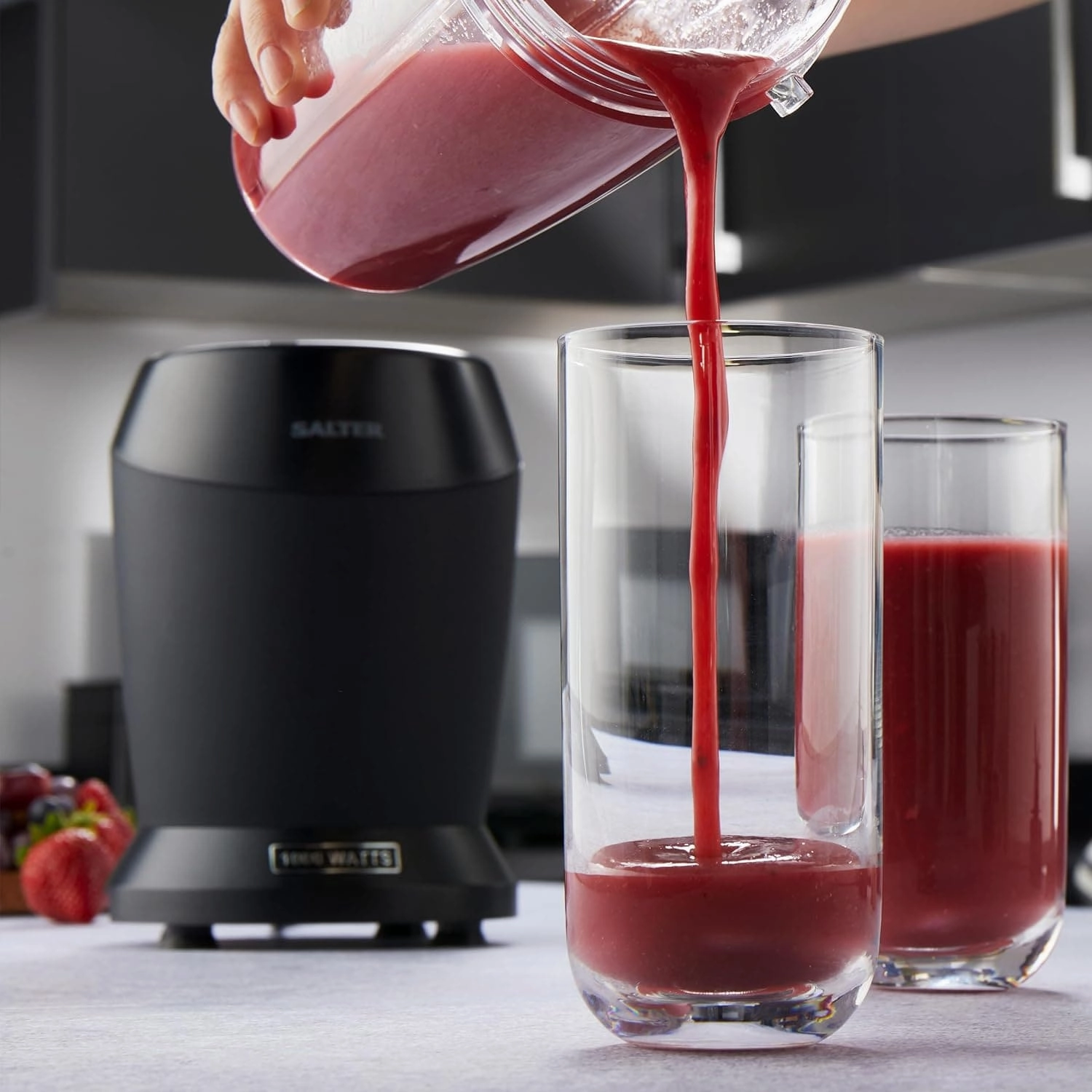 Salter EK2002V5MBLK Kuro NutriPro 1000 Multipurpose Blender -1L BPA Free Blending Jug & Storage Lid, Stainless Steel Blade, One Touch Operation, For Protein Shakes/Smoothies/Cocktails, Black