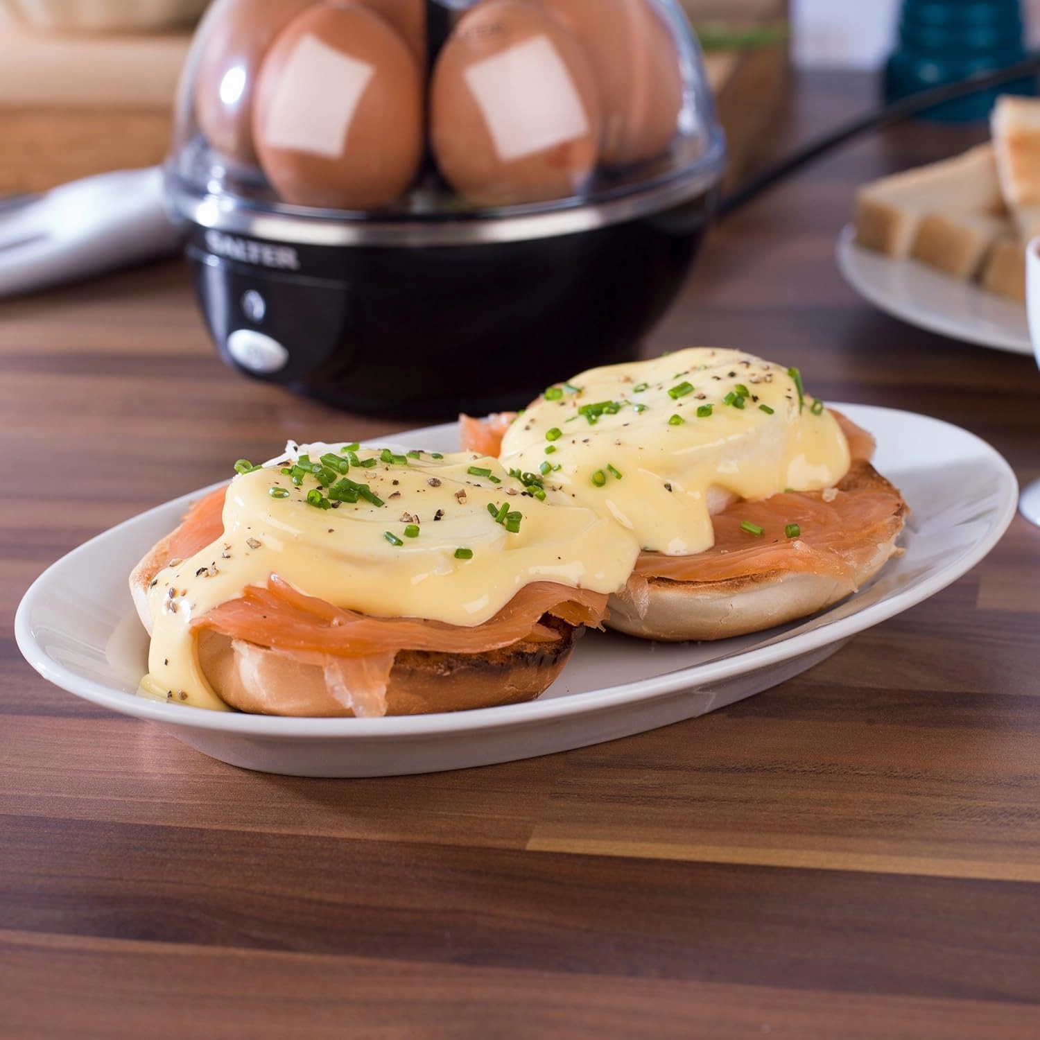 Salter Electric Multi Egg Cooker - 6 Egg Capacity, Soft, Hard & Poached Eggs, Includes Measuring Cup & Poaching Trays, 430W, Easy Clean & Compact
