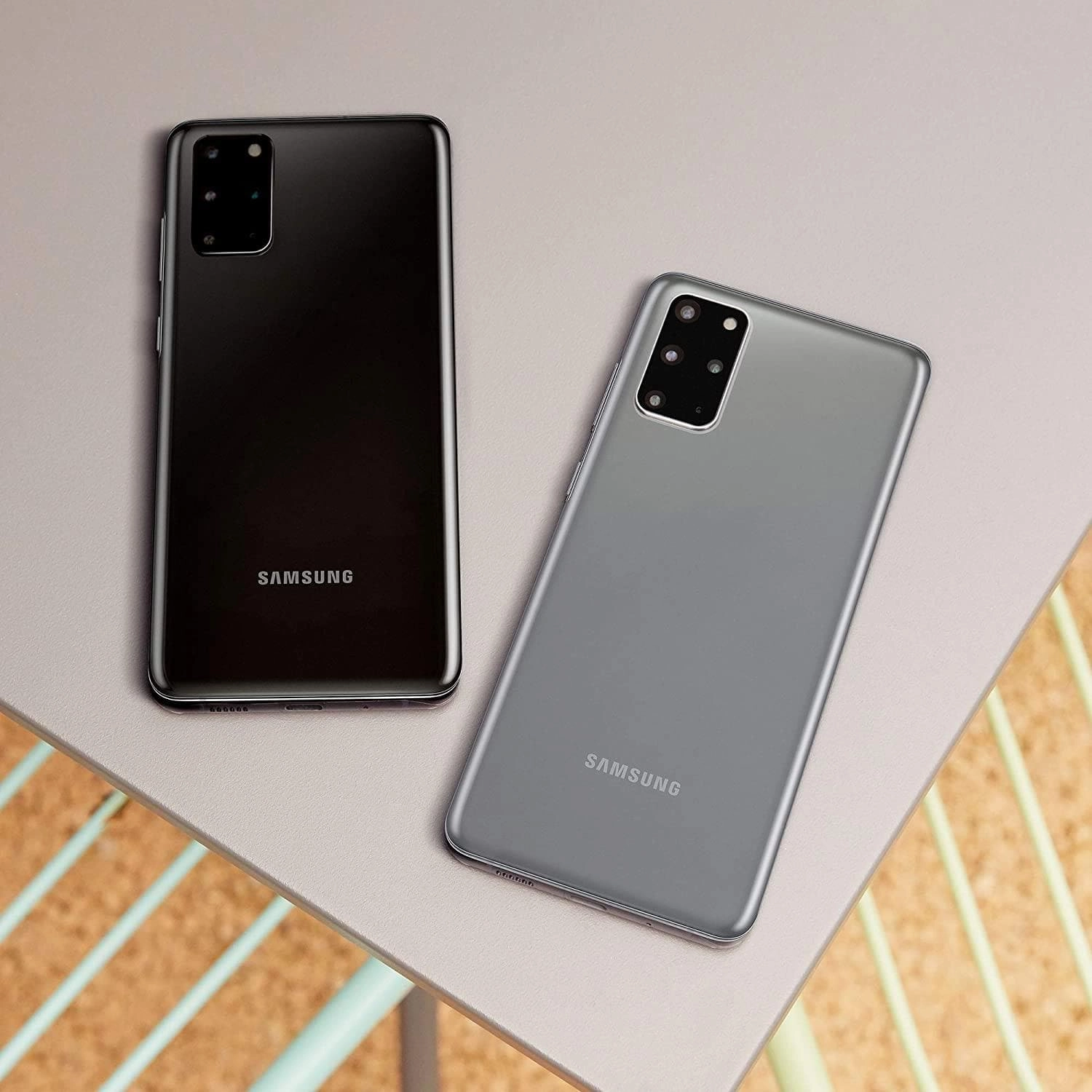 Samsung Galaxy S20 Plus 128GB - Cosmic black - Unlocked