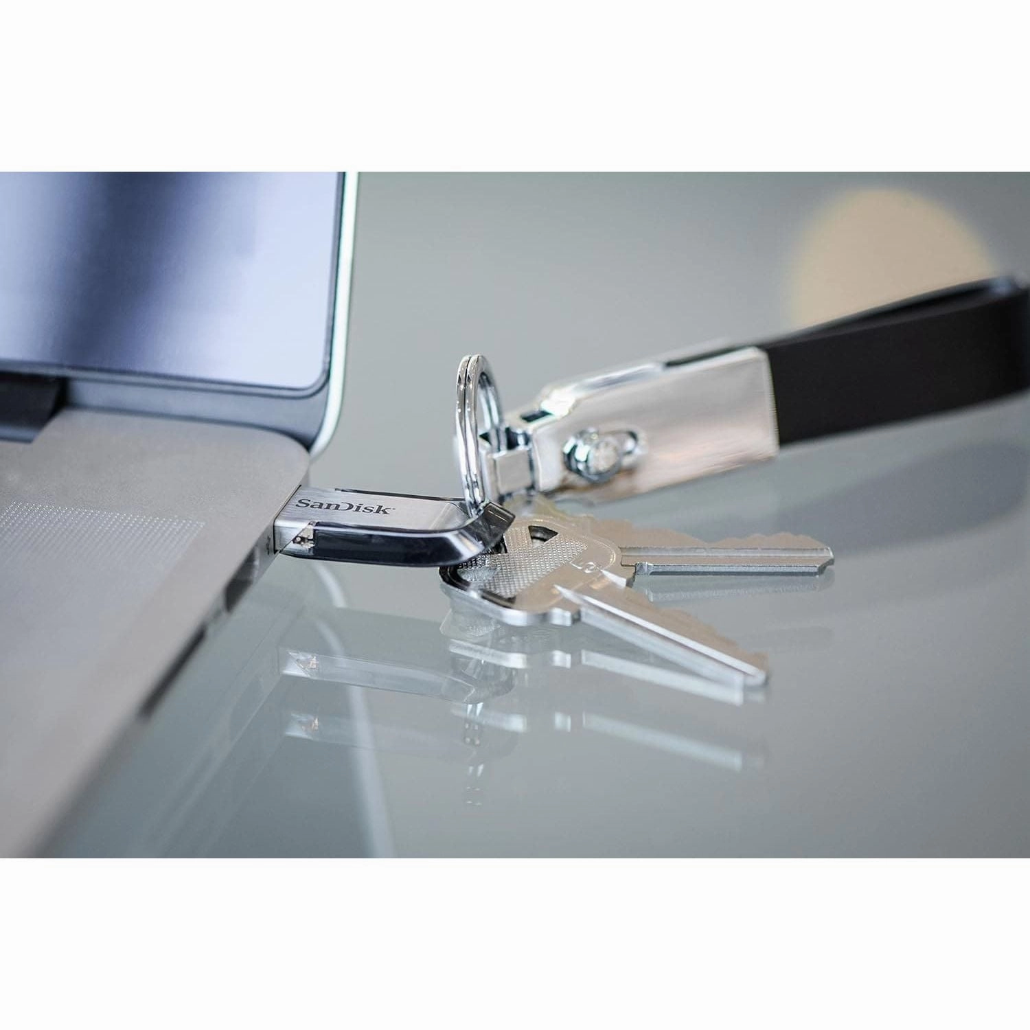 SanDisk Ultra Flair 128GB, USB 3.0, 150MB/s Read, Durable, Sleek Metal Casing, Silver/Black