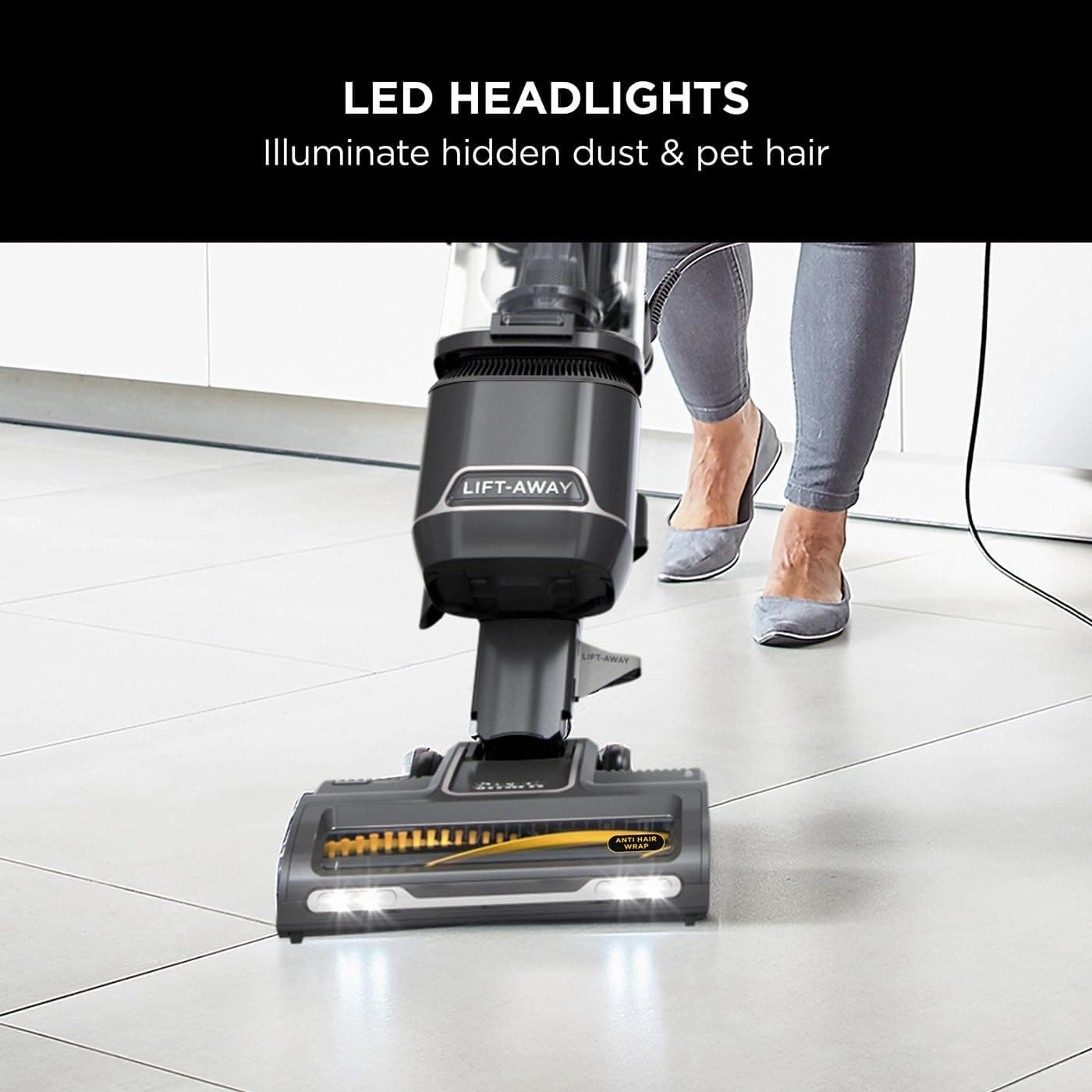 Shark Corded Vacuum [NZ690UKTDB] - Anti Hair Wrap Upright Vacuum Cleaner with Lift-Away, Pet Model - Black