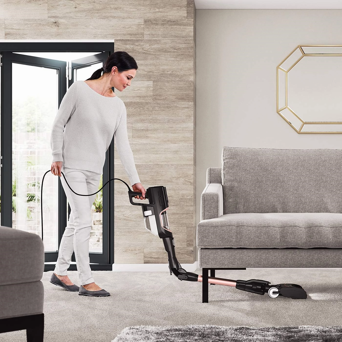 Shark [HZ500UKT] Corded Stick Vacuum Cleaner Pet Model, Anti Hair Wrap, Flexology [Rose Gold]