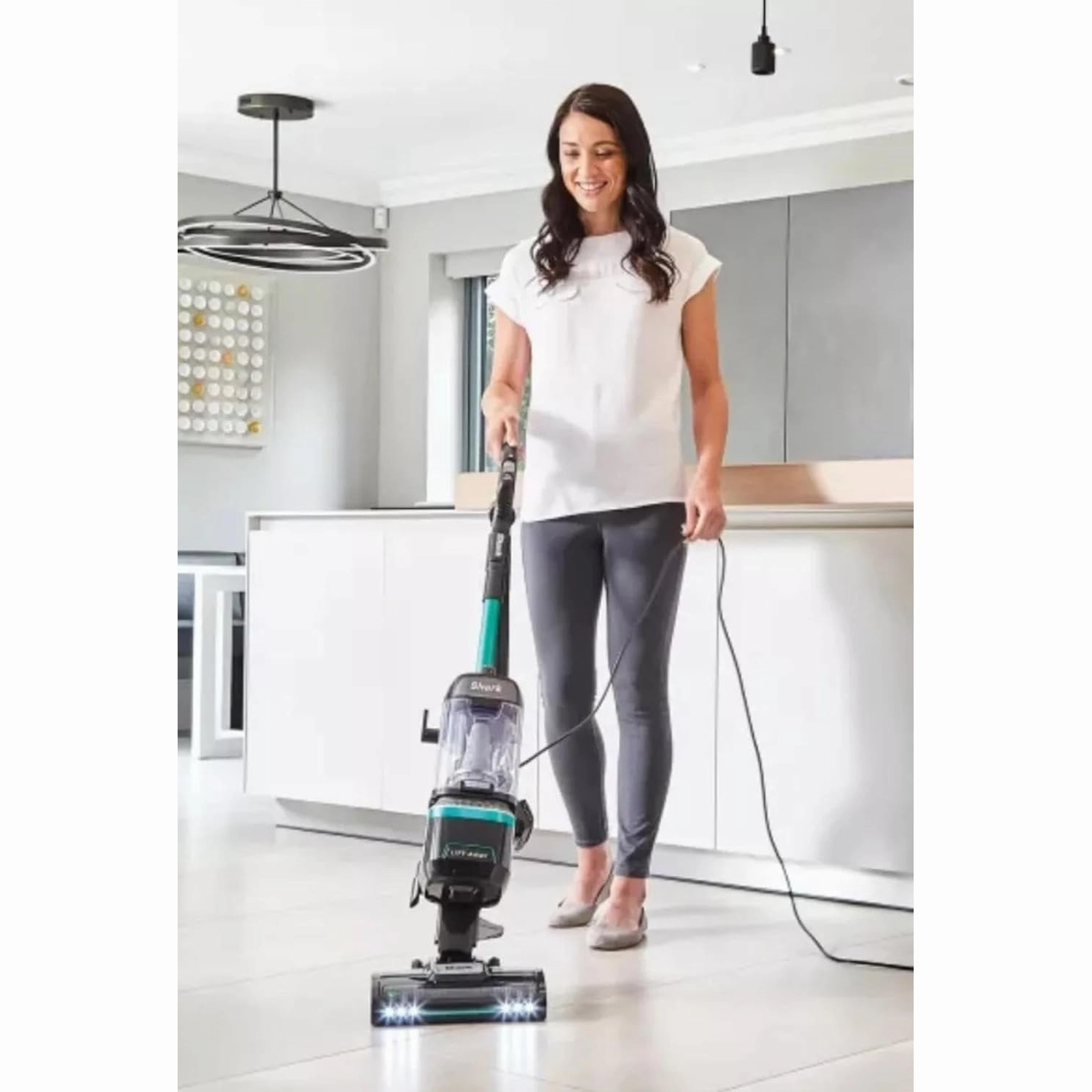 Shark NV612UK Lift-Away Upright Vacuum with Anti-Allergen Technology