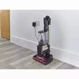 Shark Stratos IZ400UKT Pet Pro Cordless Vacuum: Anti Hair Wrap, Clean Sense IQ, Anti-Odour, 60 Min Run-Time, Removable Battery, 3 Attachments - Charcoal/Brass