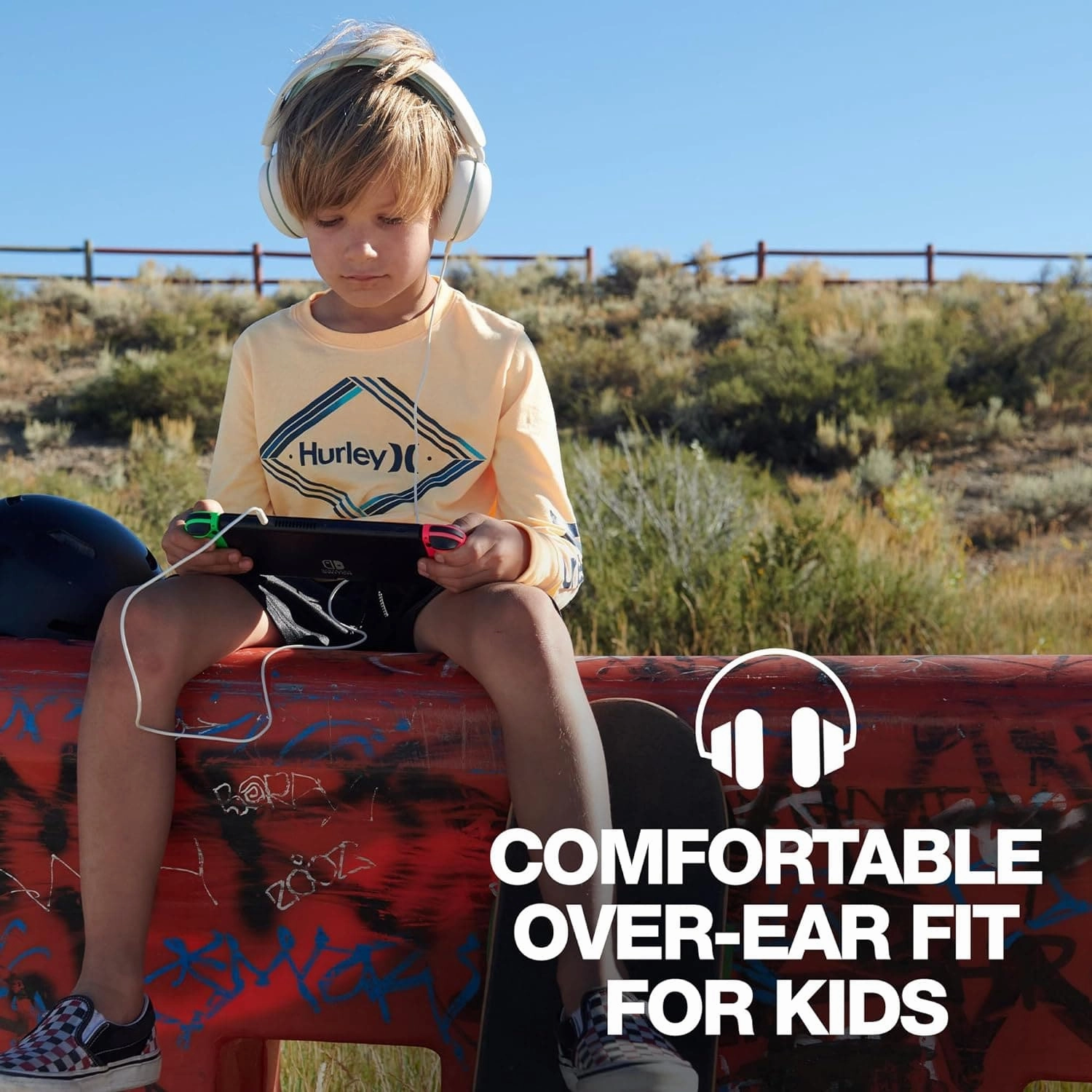 Skullcandy Grom Over-Ear Wired Headphones for Kids, Volume-Limiting, Share Audio Port, Microphone, Work with Bluetooth Devices and Computers - Bone Seafoam