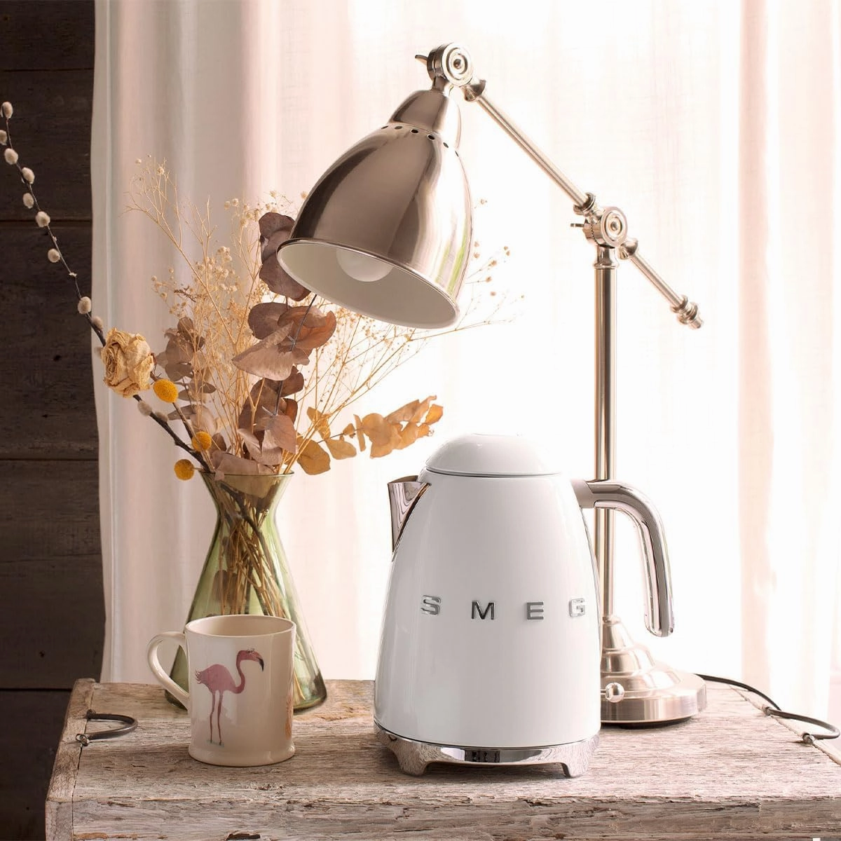 Smeg KLF03WHUK Retro Style Kettle - White