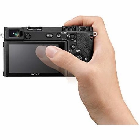 Sony Alpha 6600 - APS-C mirrorless camera (fast 0.02s autofocus, 5-axis optical image stabilization in the housing)