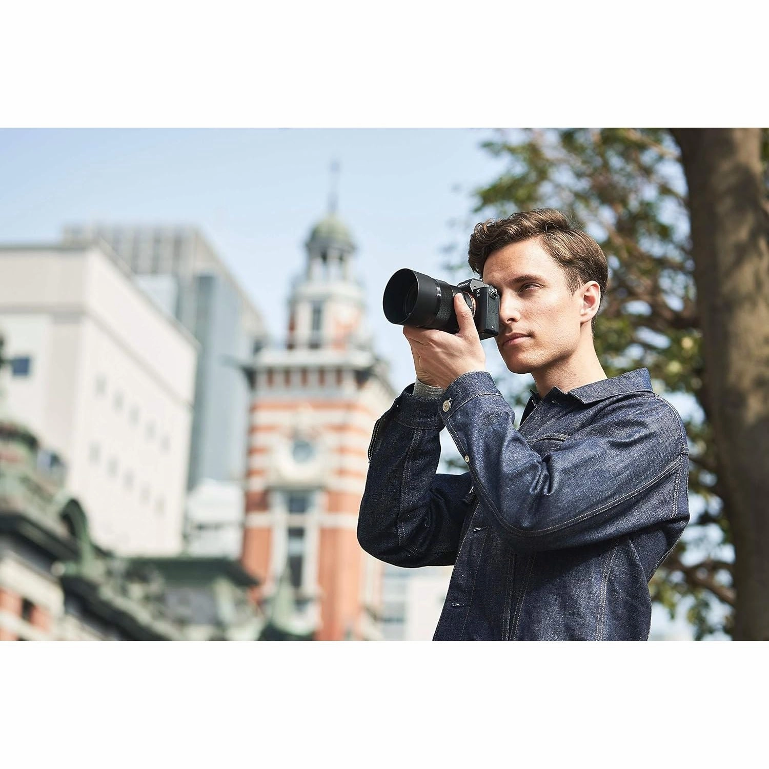 Sony Alpha 7 II | Full-Frame Mirrorless Camera ( 24.3 Megapixels, Fast Hybrid Autofocus, 5-axis in-body optical image stabilisation, XAVC S Format Recording )