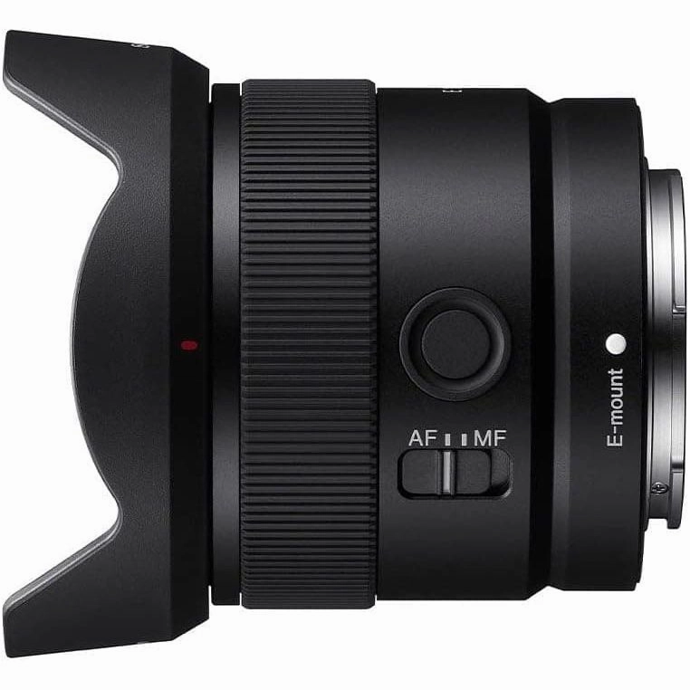 Sony E 11 mm F1.8 | APS-C Wide Angle Prime Lens (SEL11F18) Black