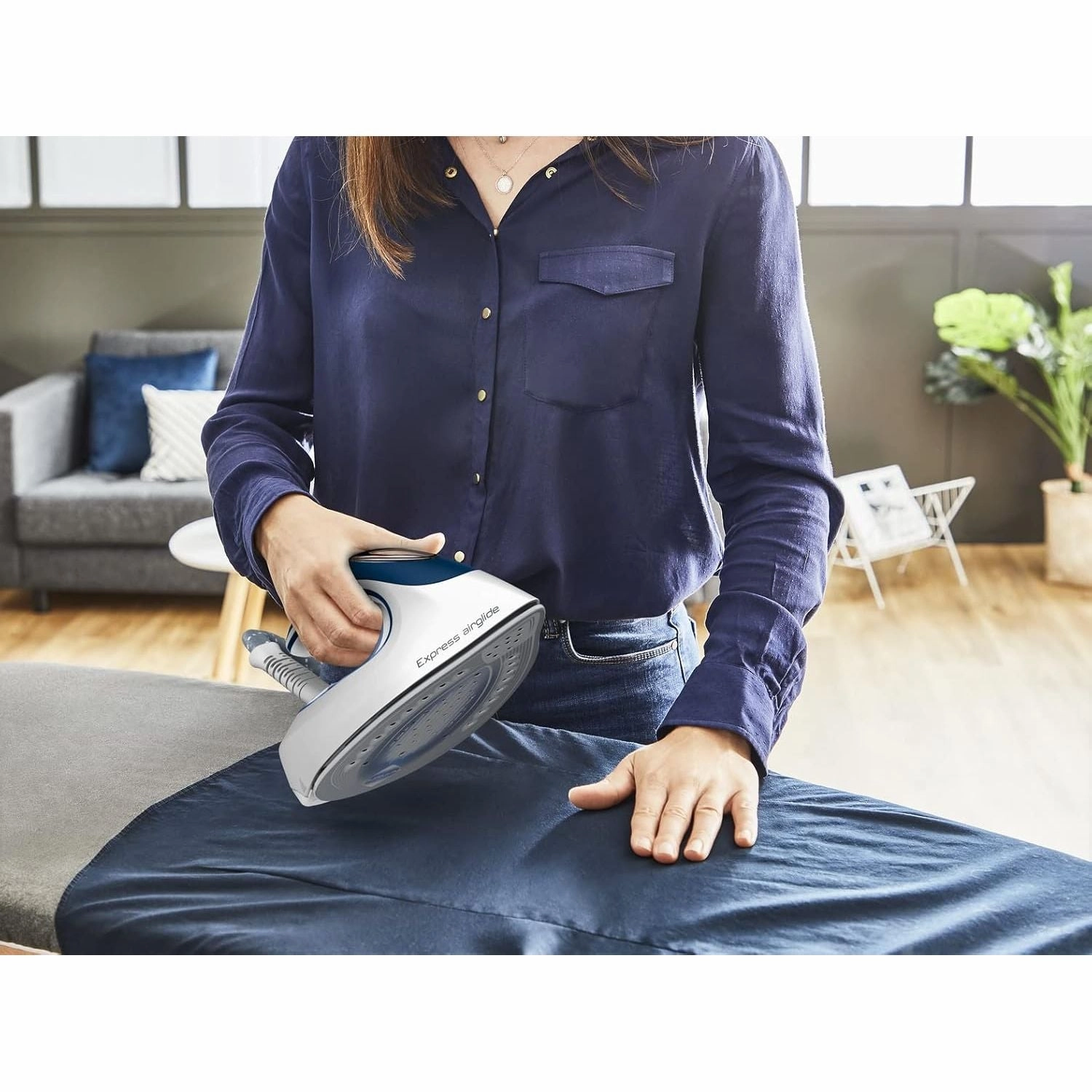 Tefal Steam Generator Iron SV8022 - 2800W, 460g/min Steam Boost, 7.2 Bar Pressure