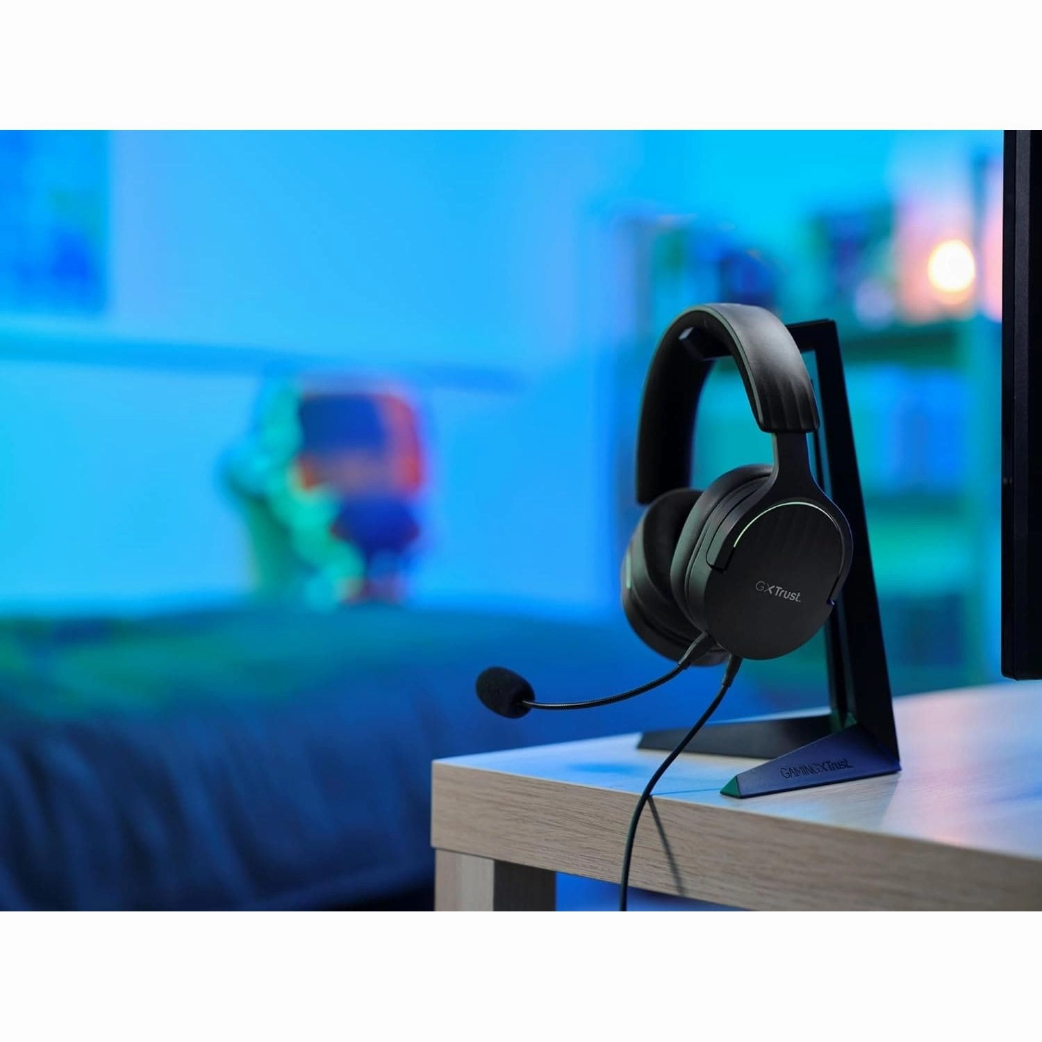 Trust Gaming GXT 490 Fayzo USB Gaming Headset 7.1 Surround Sound, 50mm Drivers, 85% Recycled Plastics, RGB Over-Ear Wired Headphones, with Noise Cancelling Microphone for PC PS5 - Black